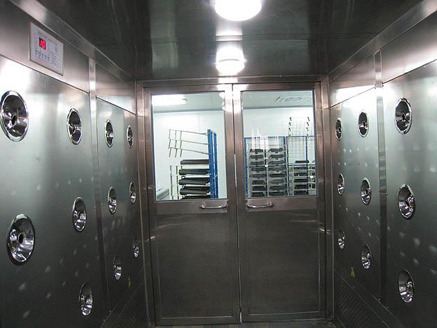 無塵車間風淋室工作區圖片 無塵車間風淋室工作區圖片