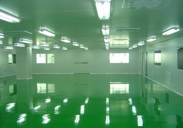 工作人員在進入潔凈區前先要經過風淋室吹淋除塵后才能進入潔凈區工作。
工作人員在進入潔凈區前先要經過風淋室吹淋除塵后才能進入潔凈區工作。